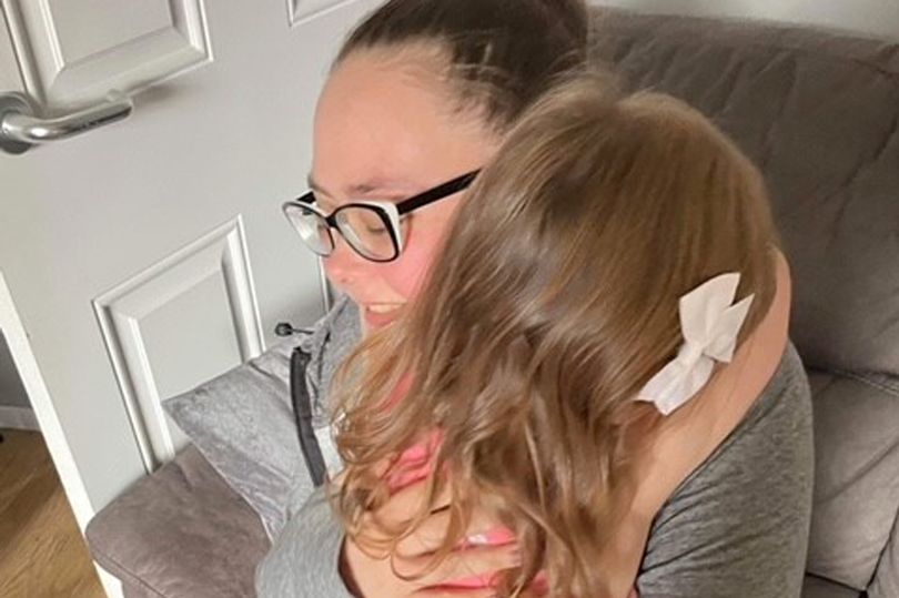 O fetiță de șase ani, salvatoare a mamei sale: E superstar