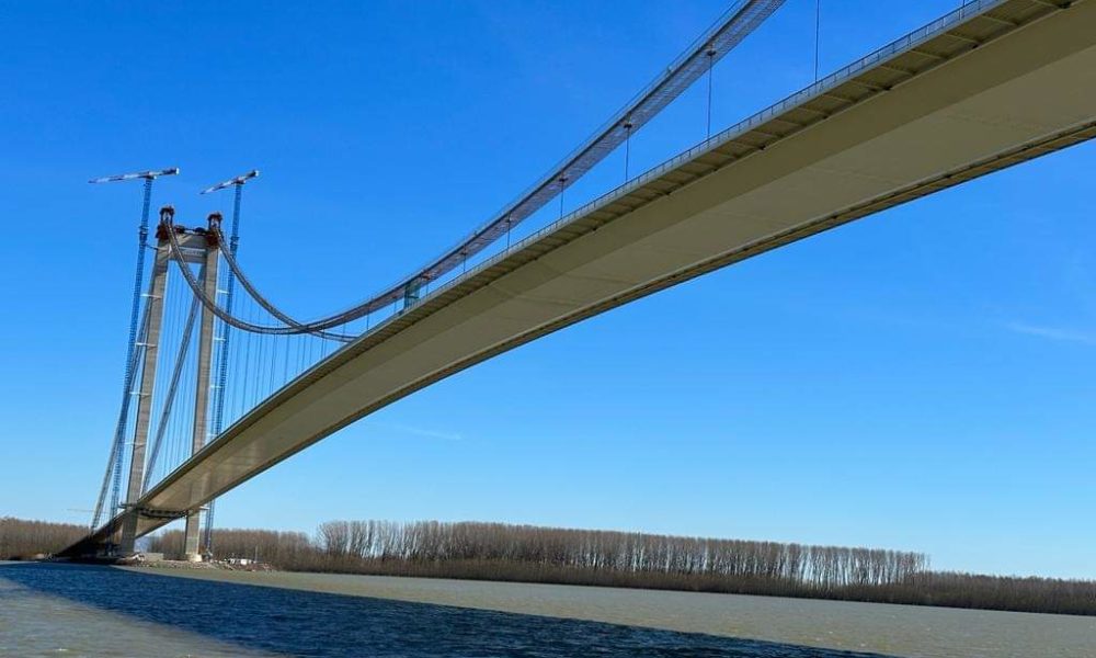 Se înclină podul de la Brăila? Mare fast, mare dezamăgire