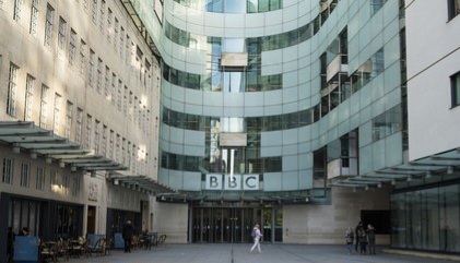 Vedetă BBC în centrul unui scandal de pornografie cu minori