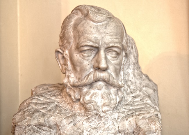 Între artă și meșteșug. Activitatea sculptorului Karl Storck