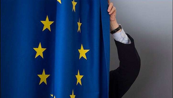 Optici asupra Europei: Robert Menasse