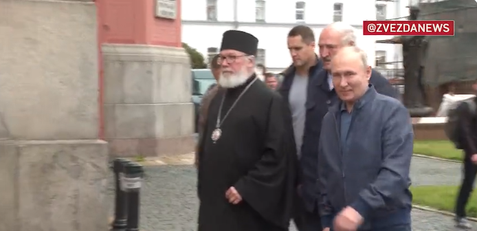 (VIDEO) Putin a pupat moaștele