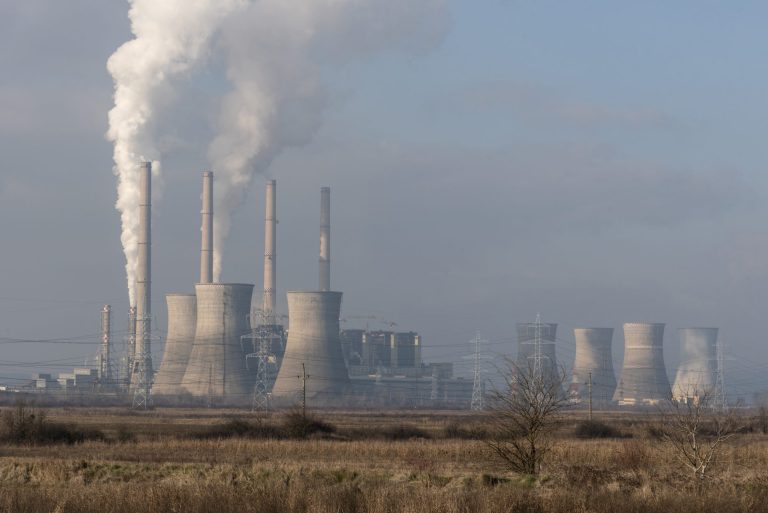 Reîncep lucrările la termocentrala care nu se mai termină