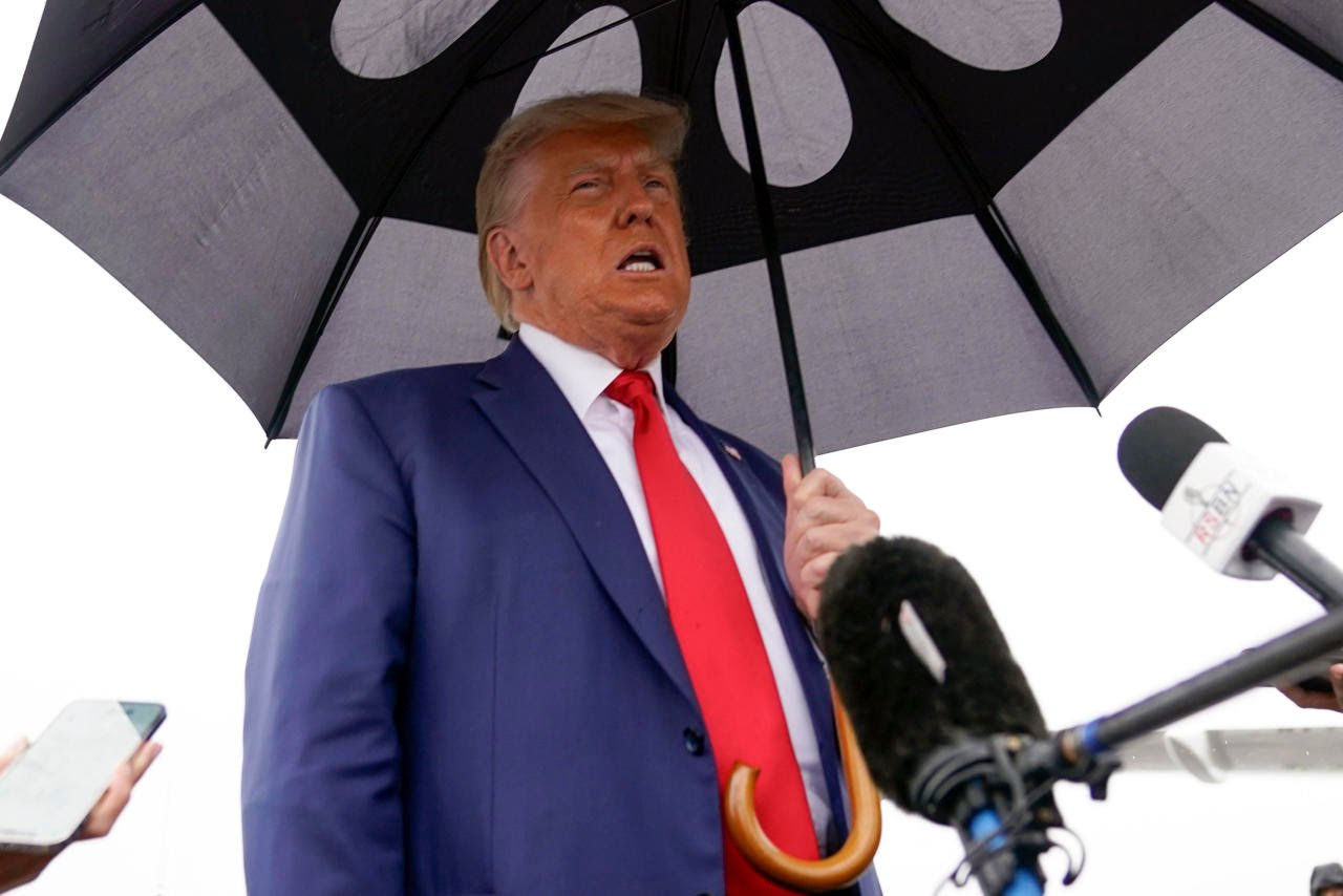 Trump, în fața acuzațiilor fără precedent: „Nevinovat”