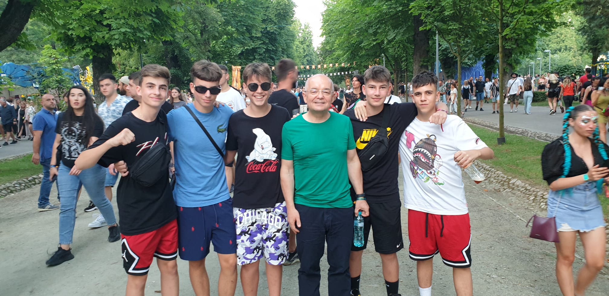 Acuzații la adresa lui Boc. Toate firmele din ”galaxia Untold”, pe pierdere