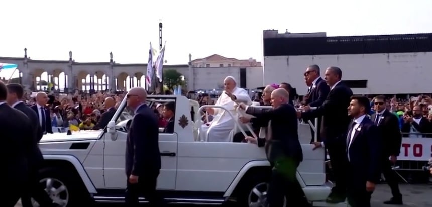 (VIDEO) Un milion şi jumătate de oameni la întâlnirea cu Papa Francisc