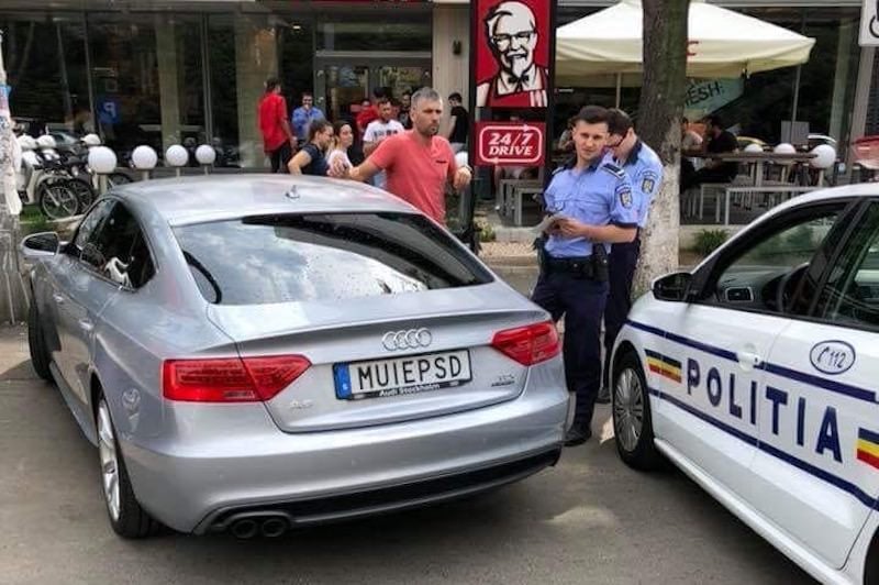 Cine a fost primul: Gheboasă sau „plăcuța suedeză”?