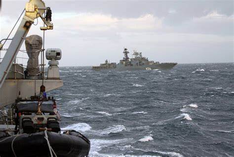 Exerciții de război ale rușilor în Oceanul Arctic