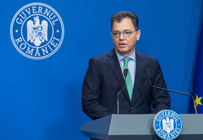 „Am să vă produc o surpriză”: Ministrul trece la „curățenie”