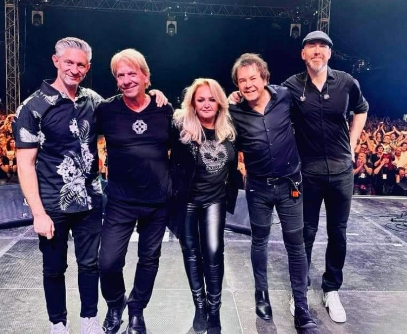 Bonnie Tyler, din nou în România