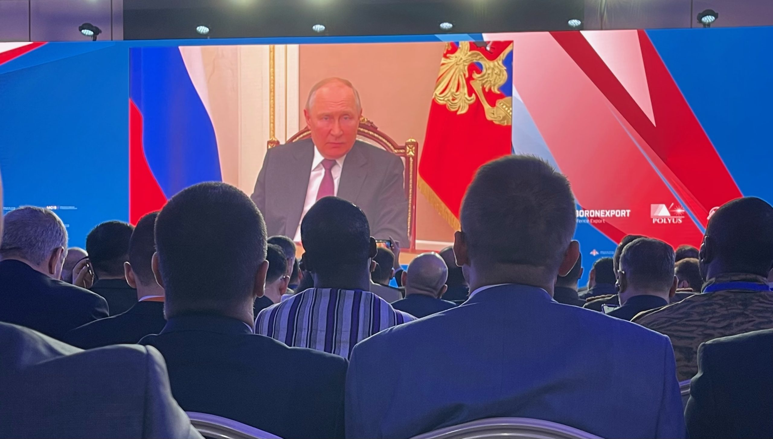 O lume policentrică și o securitate indivizibilă