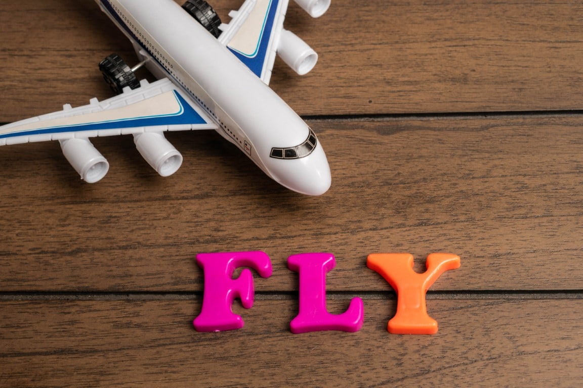 O companie aeriană elimină gratuitatea bagajului de mână