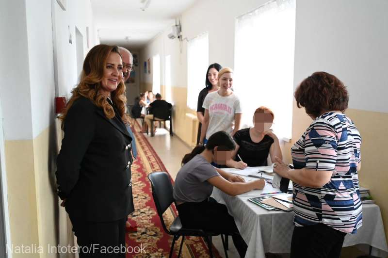 Ziua Mondială a Educației. Campanie antidrog, cu artiști și foști dependenți