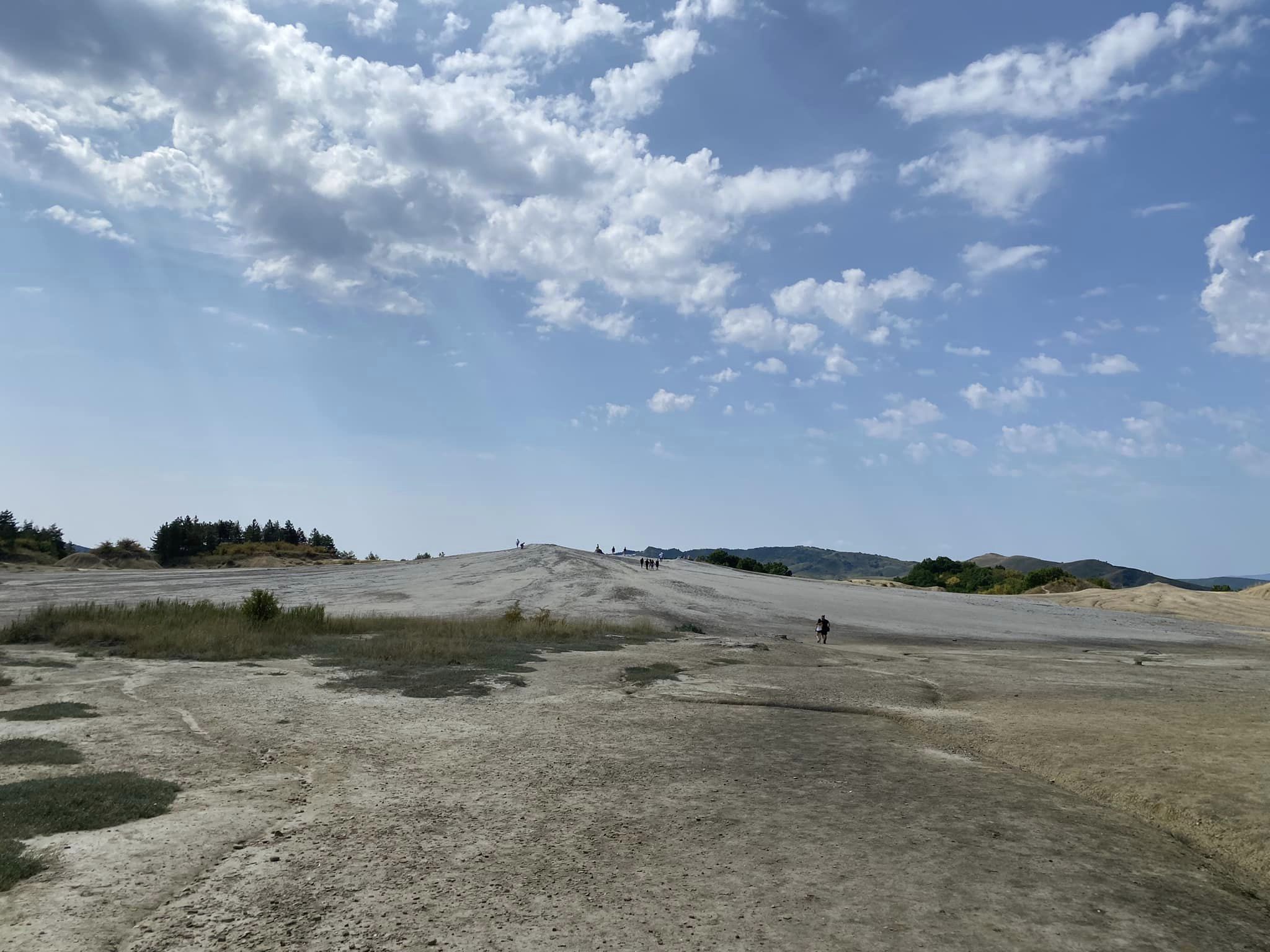 Reabilitare drumuri către Vulcanii Noroioși din Buzău