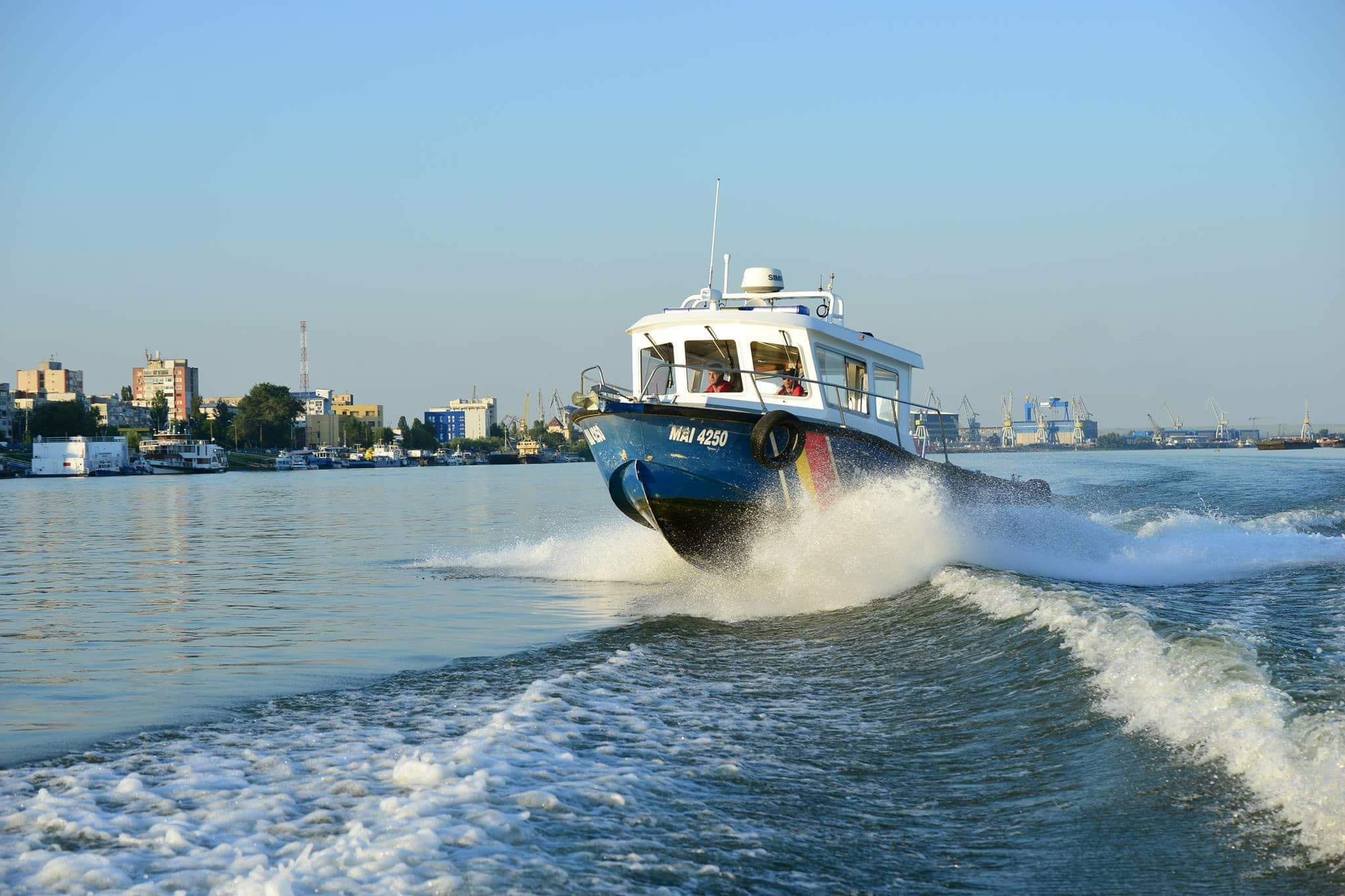 Accident pe Dunăre provocat de o femeie drogată