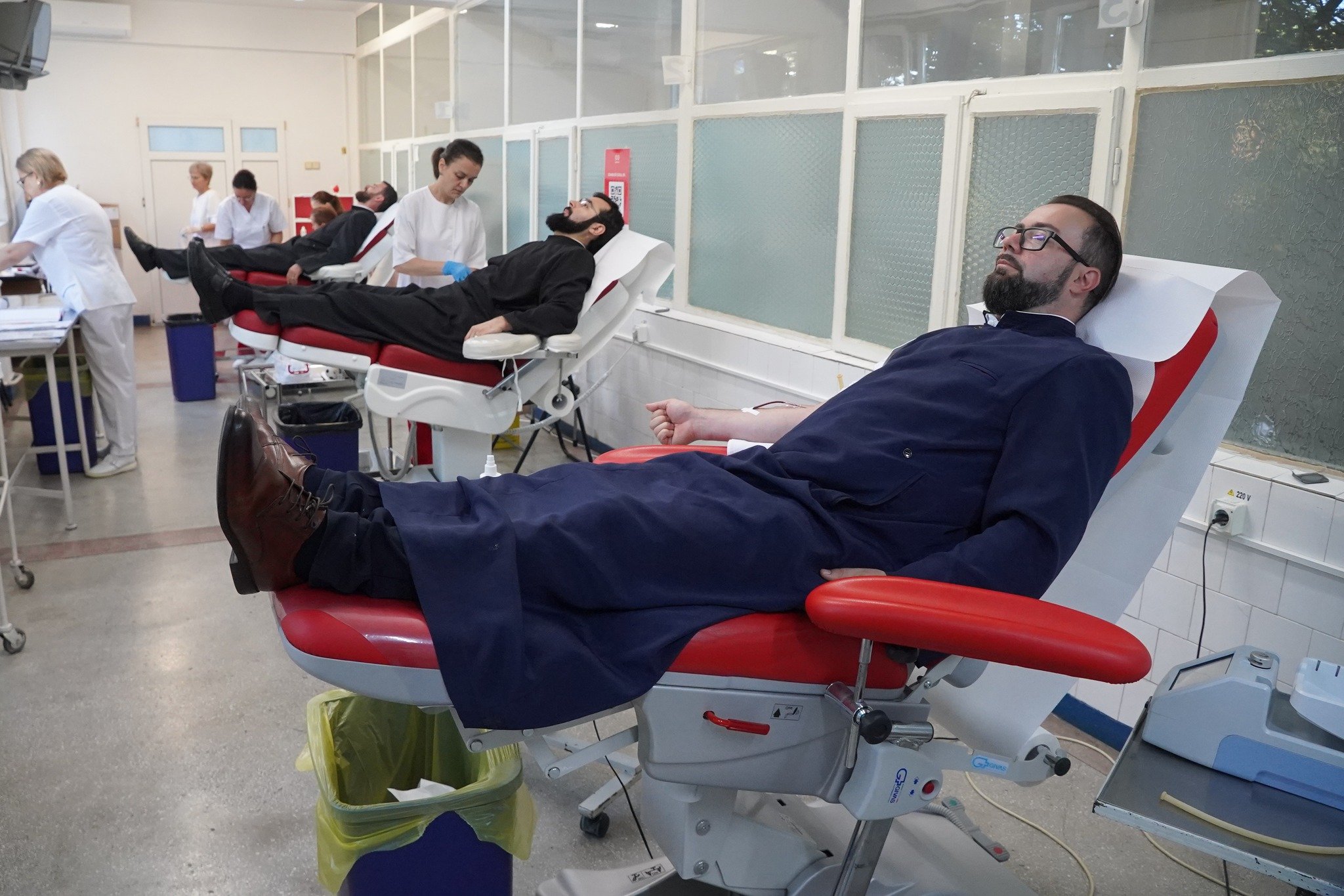 Sânge de la preoți pentru răniții de la Crevedia