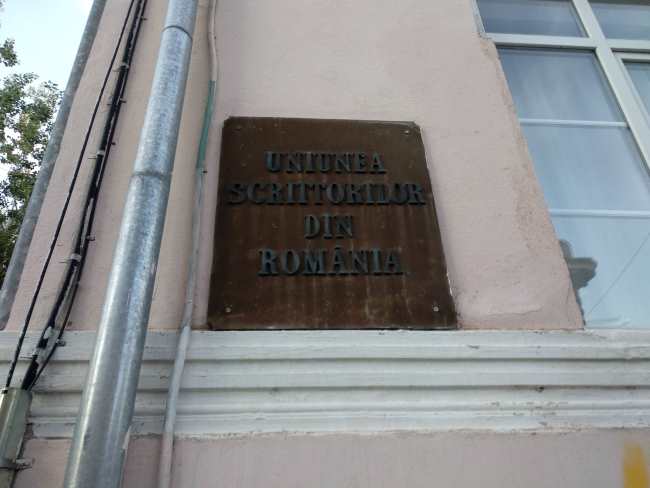 Scriitorimea oarbă, surdă și mută