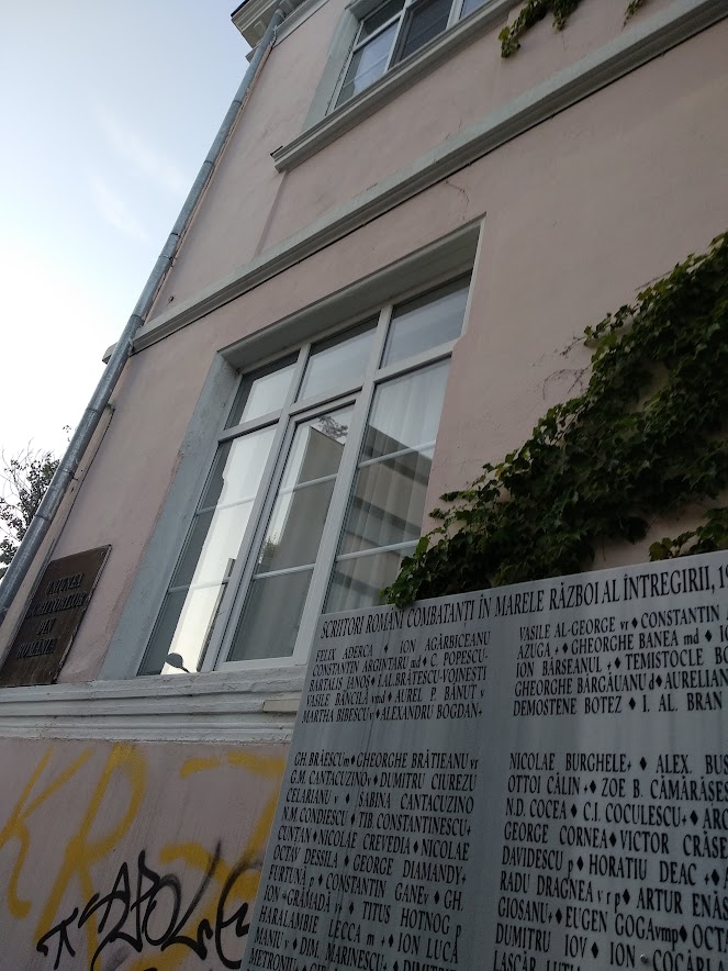 Pe ce se duc banii românilor!