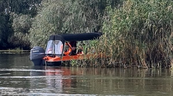 Ciocnire între două ambarcațiuni. O persoană a dispărut!
