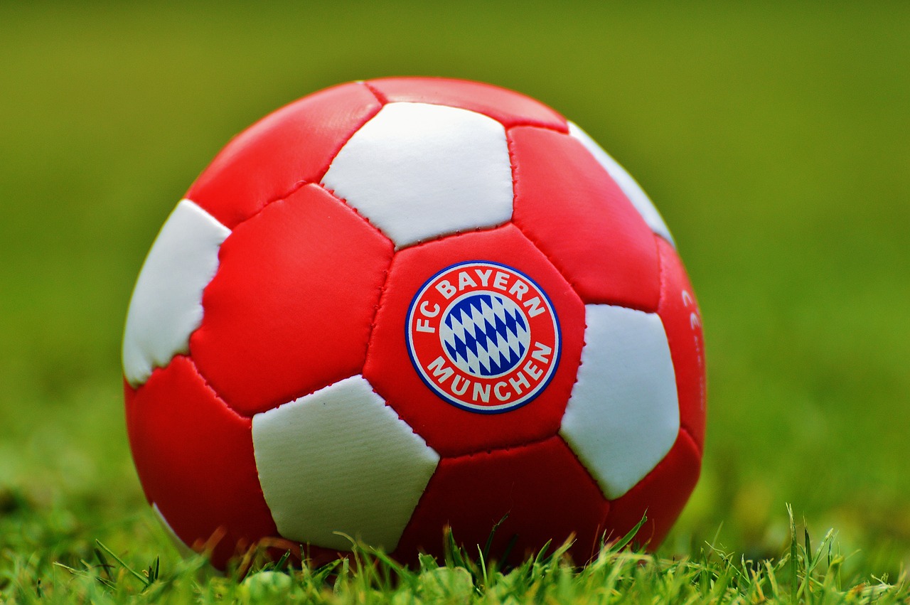 Trei meciuri de neratat în prima rundă din grupele Champions League (P)