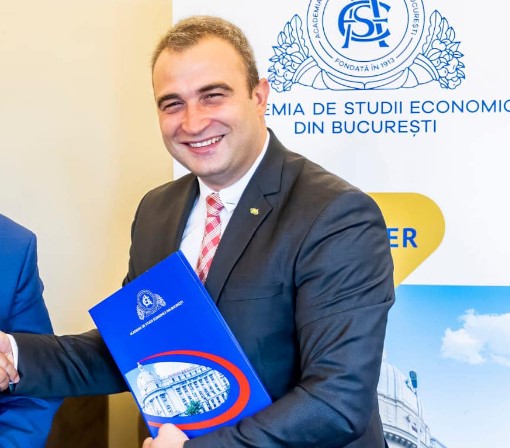  Despre stat și polițai 