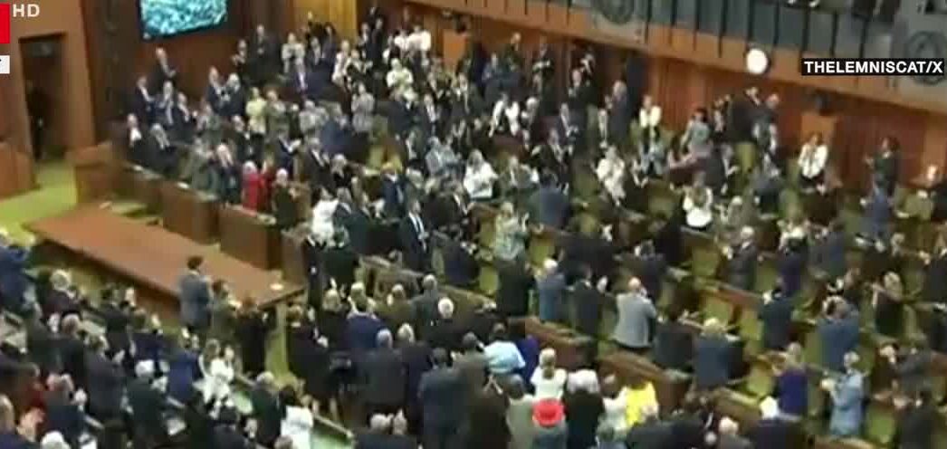 Gafă. ”Informez membrii parlamentului cu privire la demisia mea”