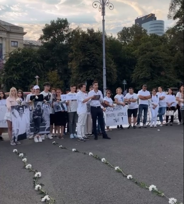 Protest al rudelor și prietenilor tinerilor uciși la 2 Mai