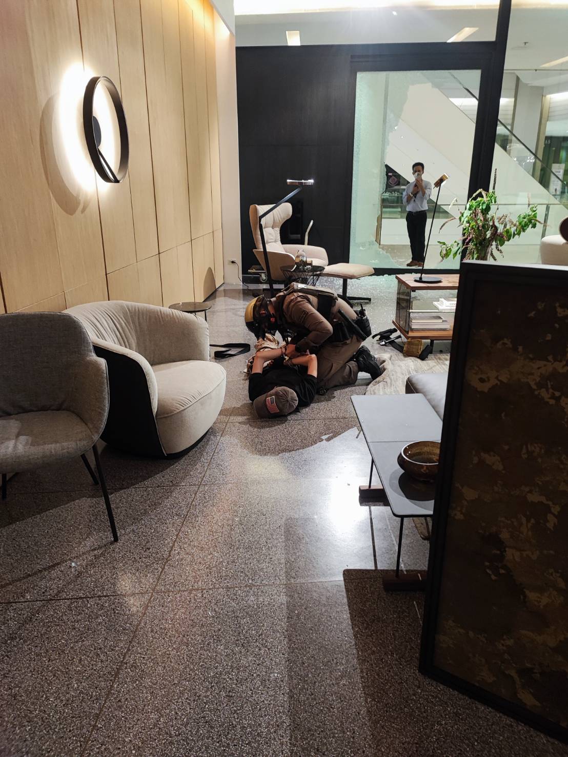 Atac terorist în Thailanda comis de un copil de 14 ani