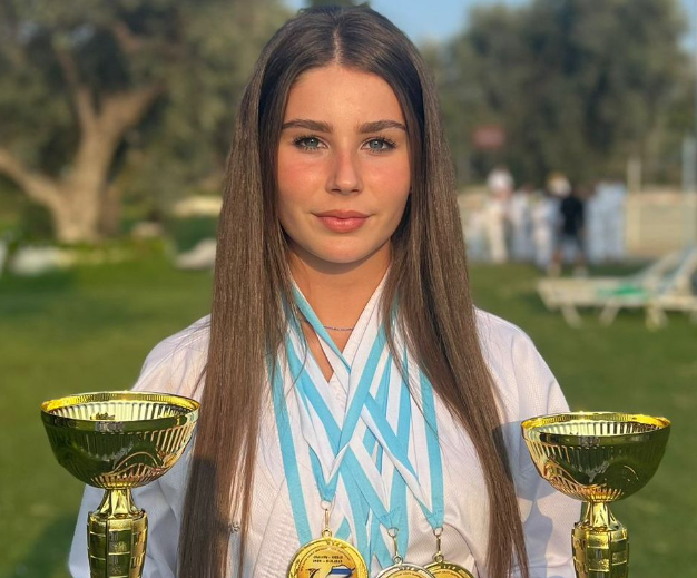 Să facem cunoștință cu o româncă de succes!