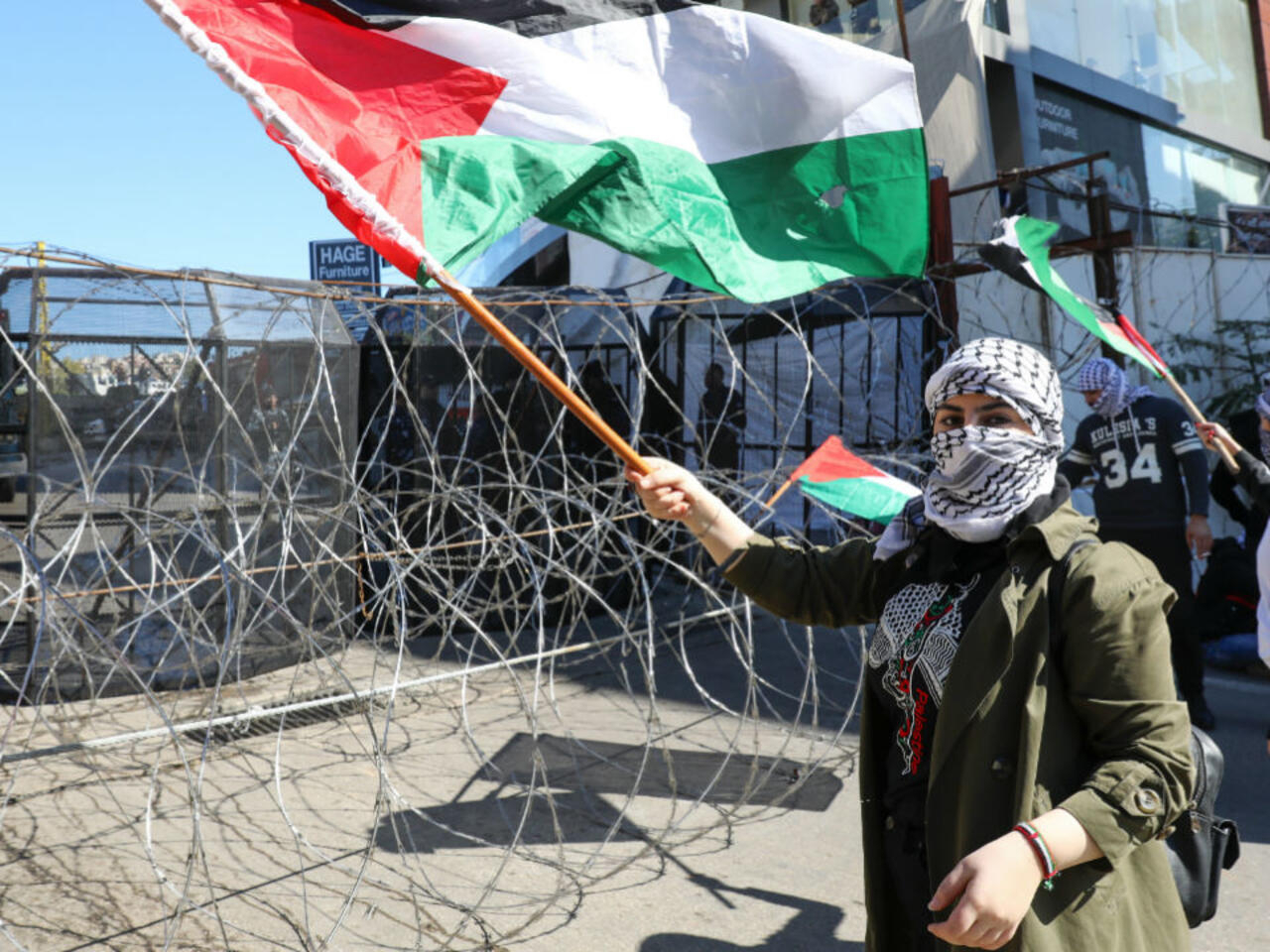 Americanii, avertizați să părăsească Libanul