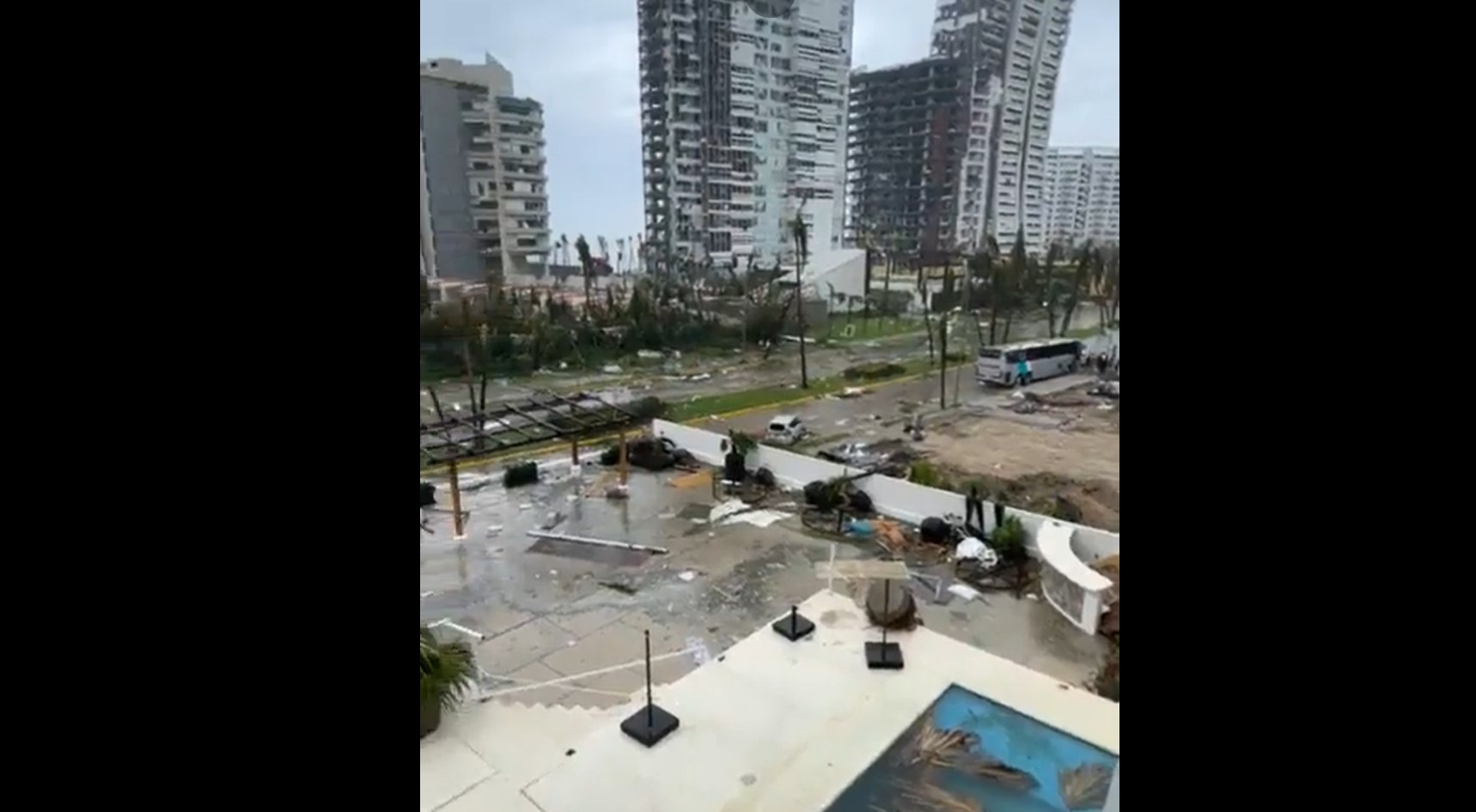 Acapulco, din paradis în ruine