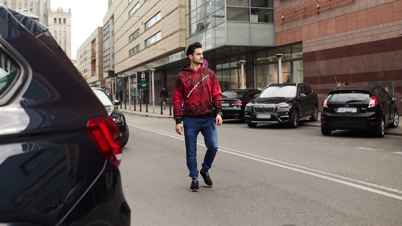 Refă-ți garderoba de toamnă din confortul casei