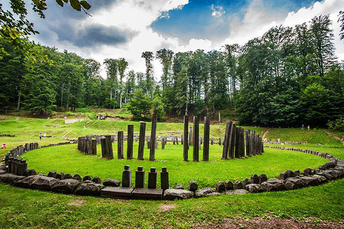 Lege cu probleme pentru Cetăţile dacice din Munţii Orăştiei