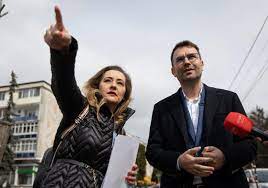 USR o scoate pe Lasconi de pe listă. ”Familia tradițională” afectează campania