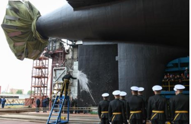 Un submarin nuclear rus a lansat rachete din Marea Albă