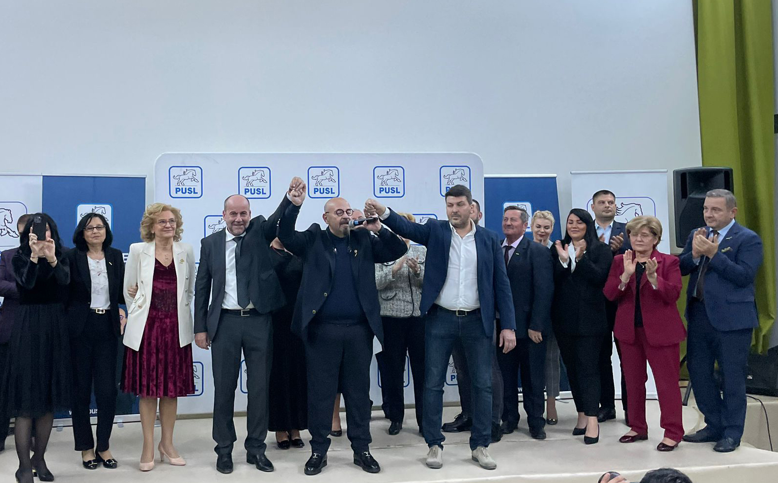 Piedone a demisionat