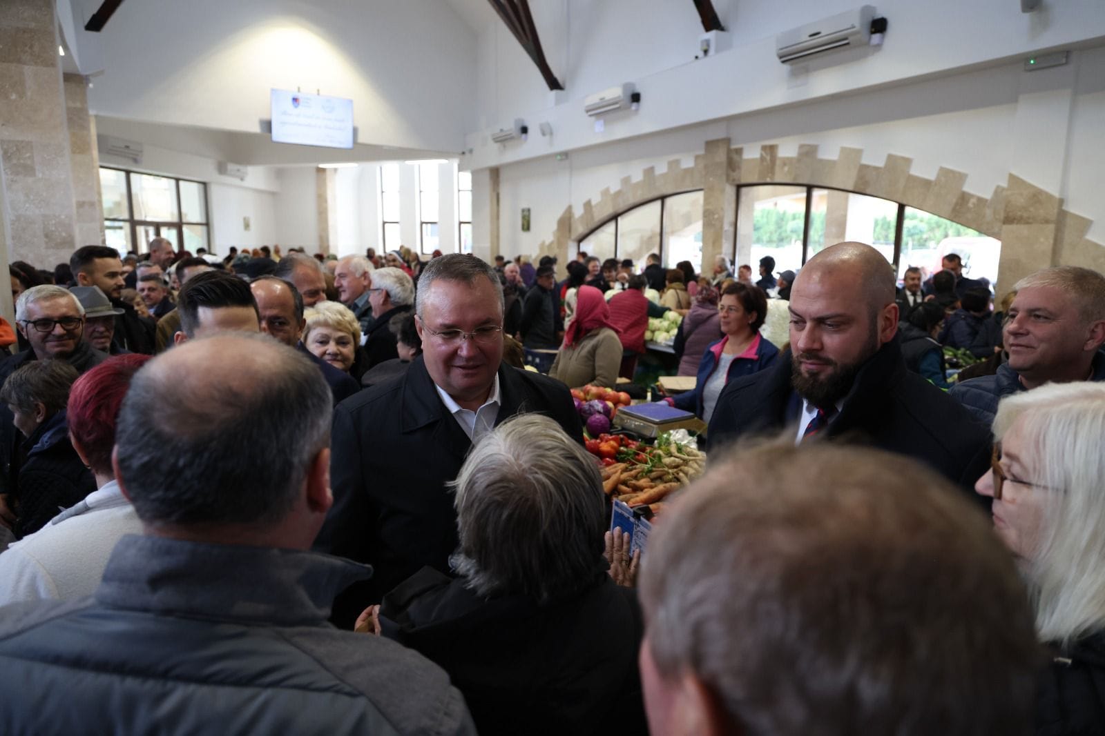 Cresc taxele pentru majorarea pensiilor? Răspunsul lui Ciucă