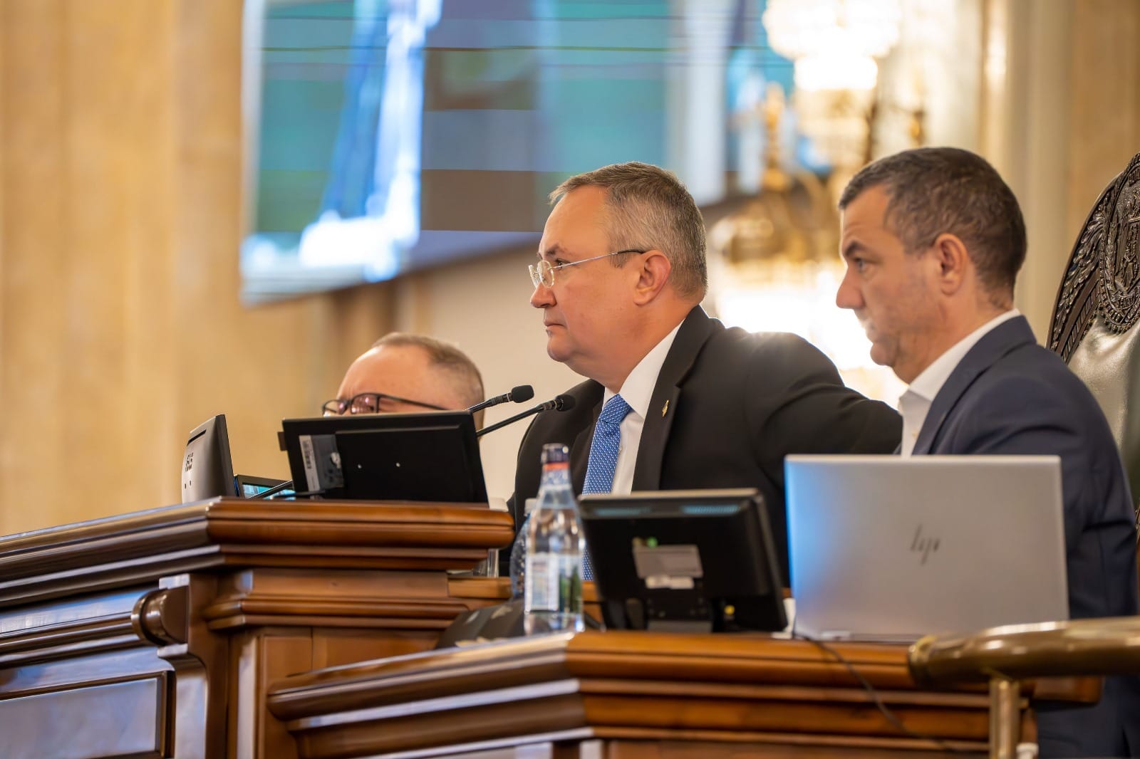 Ciucă, în scandalul trolilor. ”O să cer o comisie mixtă la Senat să ancheteze„