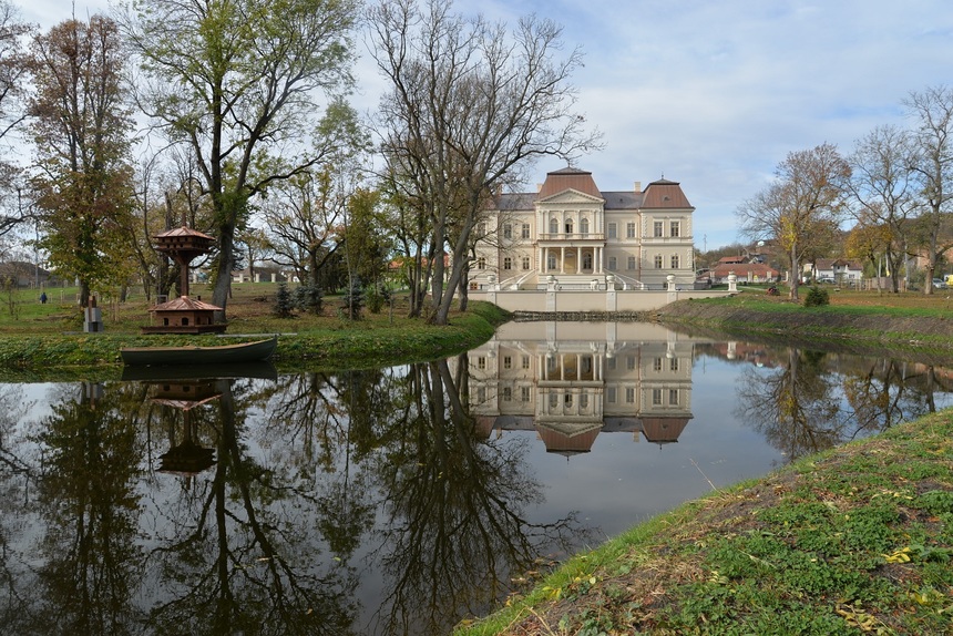 Castelul Bánffy din Răscruci, terminat. Cum arată