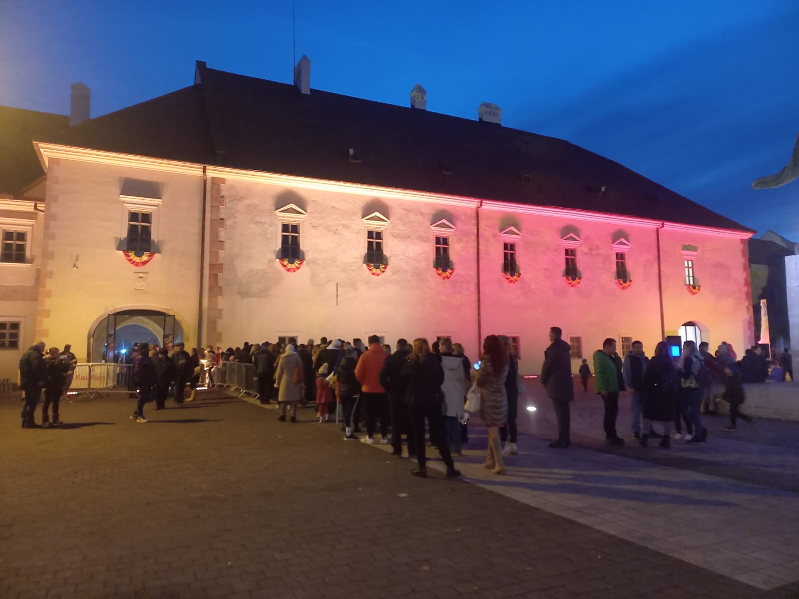 De Ziua Naţională. Masă populară organizată la Alba Iulia. Câte porții?