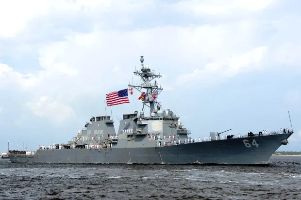 Cresc tensiunile în Orientul Mijlociu: Nave atacate în Marea Roșie