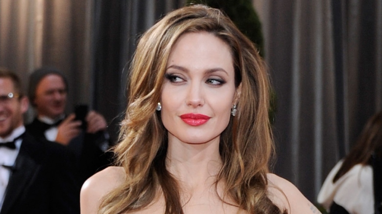 Secretele imaginii perfecte a Angelinei Jolie