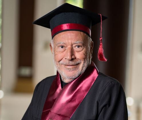 Dan Voiculescu. Examene suplimentare, pentru a fi hirotonosit ca preot