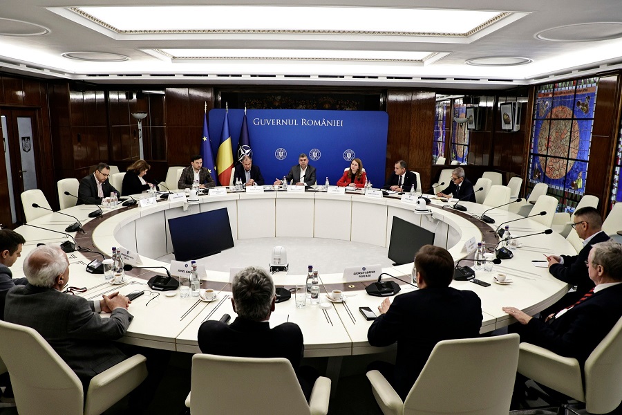 Sindicaliștii din învățământ au bătut iar palma cu Ciolacu