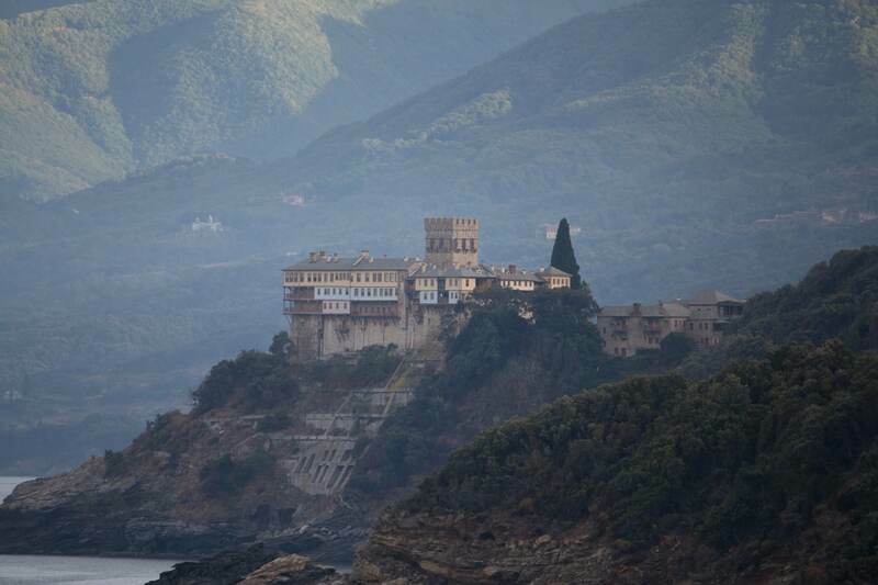 Poziția Sf. Munte Athos privind hotărârea istorică aprobată de Papa Francisc