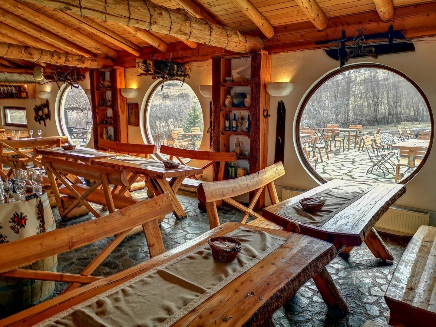 Se modifică legea prin care pensiunile primesc certificatele de calitate