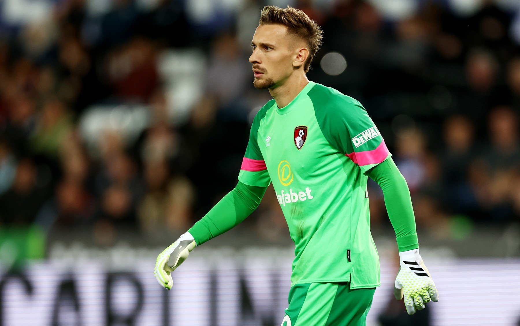 Rapid pregătește alte două lovituri: portarul Ionuț Radu și un japonez de la Sibiu