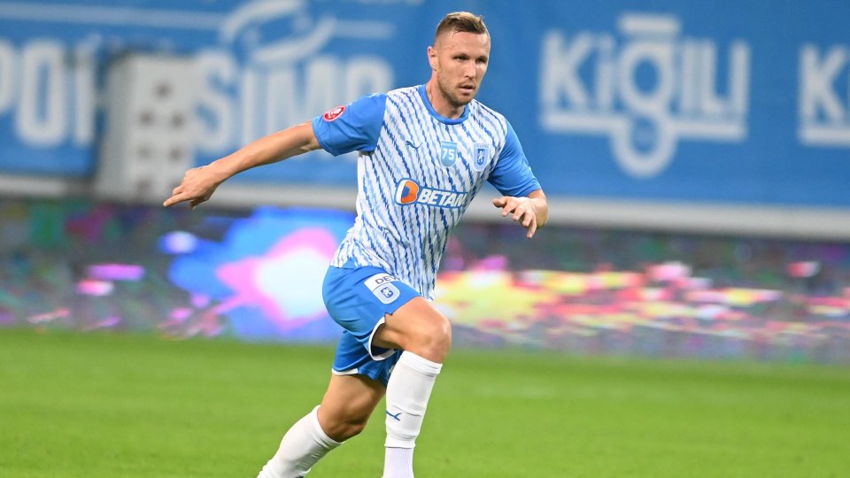 Cinci jucători, în frunte cu vedeta lotului, dați afară de la Universitatea Craiova!