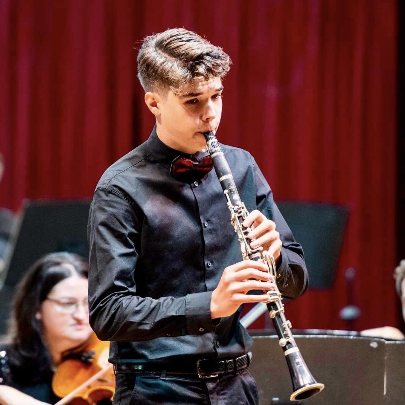 Talent de excepție: Admis la instituții de prestigiu la 17 ani