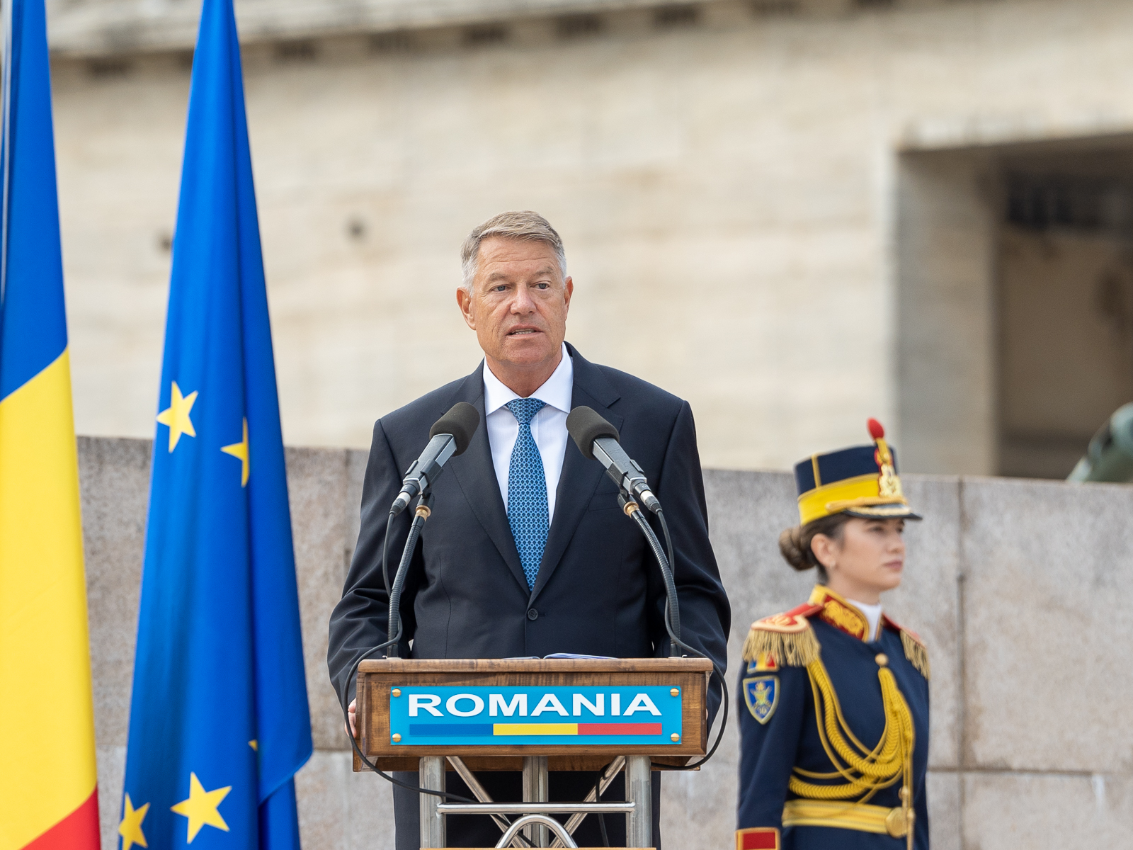 Pachet de întrebări pentru președintele Klaus Iohannis